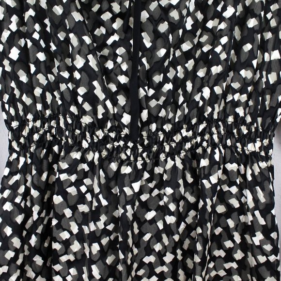 NWT Theory Silk Blend Tie-Neck Dress | Flowy for Brunch, Travel & Events - Picture 8 of 15